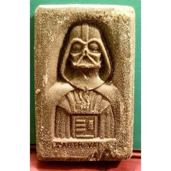 Vintage 1981 Star Wars Darth Vader Soap 4oz Unused Retro Sci-fi - Picture 1 of 4